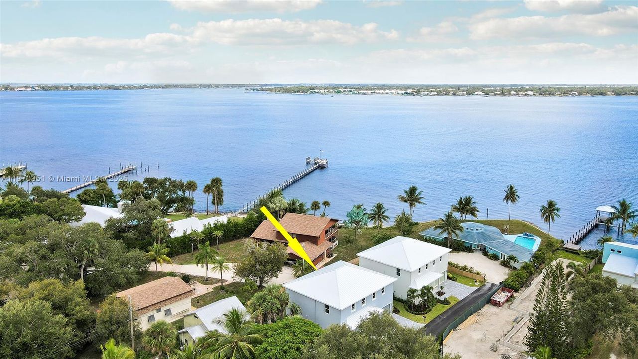 For Sale: $1,125,000 (4 beds, 4 baths, 2954 Square Feet)