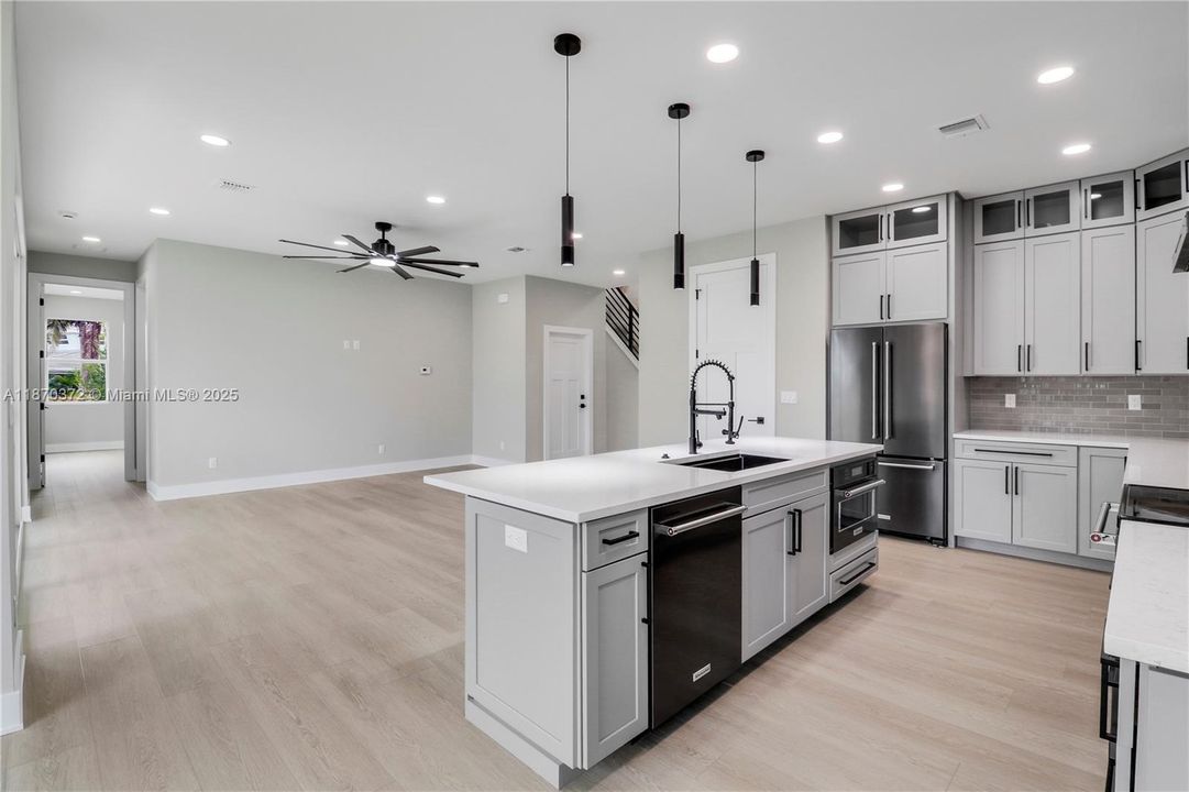 待售: $1,125,000 (4 贝兹, 4 浴室, 2954 平方英尺)