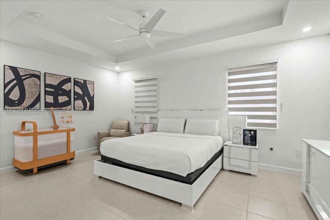 For Sale: $1,275,000 (5 beds, 4 baths, 2838 Square Feet)