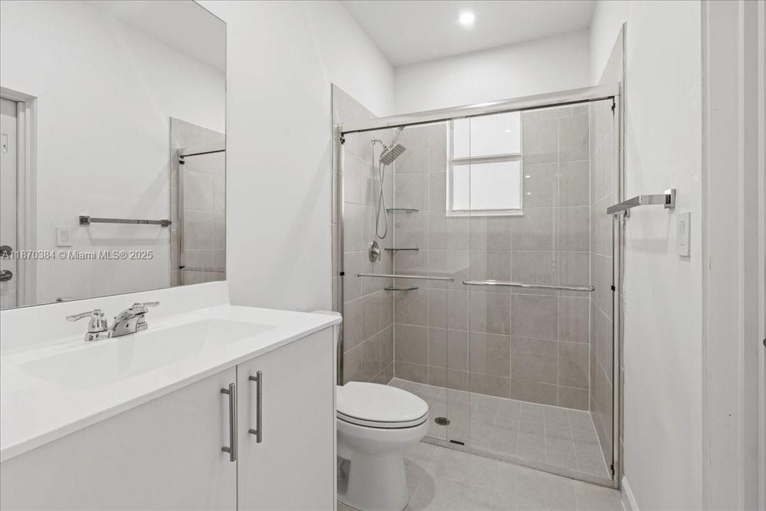 For Sale: $1,275,000 (5 beds, 4 baths, 2838 Square Feet)