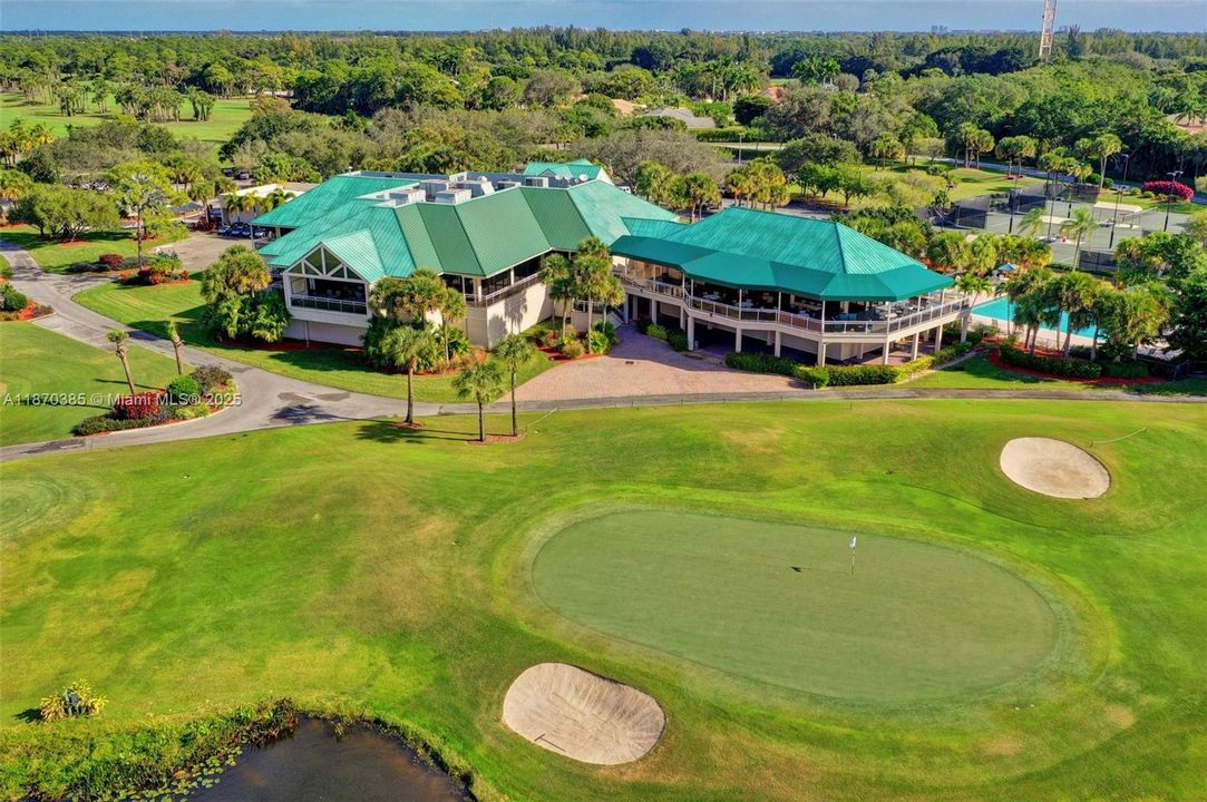 Active With Contract: $899,000 (3 beds, 2 baths, 2466 Square Feet)