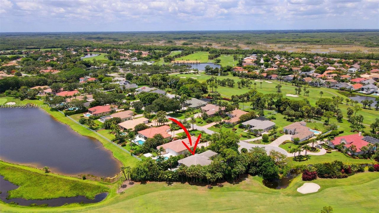 Active With Contract: $899,000 (3 beds, 2 baths, 2466 Square Feet)