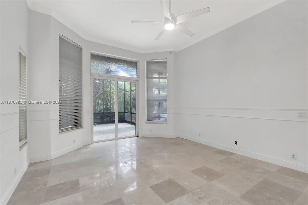 Active With Contract: $899,000 (3 beds, 2 baths, 2466 Square Feet)