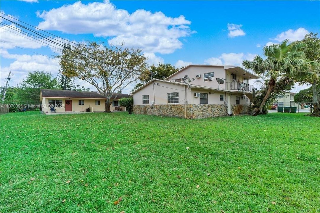 Active With Contract: $755,000 (0 beds, 0 baths, 2549 Square Feet)