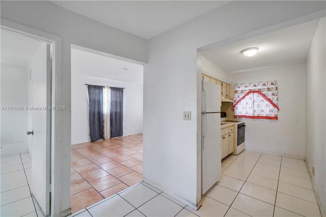 Active With Contract: $755,000 (0 beds, 0 baths, 2549 Square Feet)