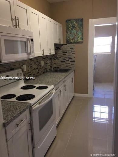 Active With Contract: $799,000 (0 beds, 0 baths, 2899 Square Feet)