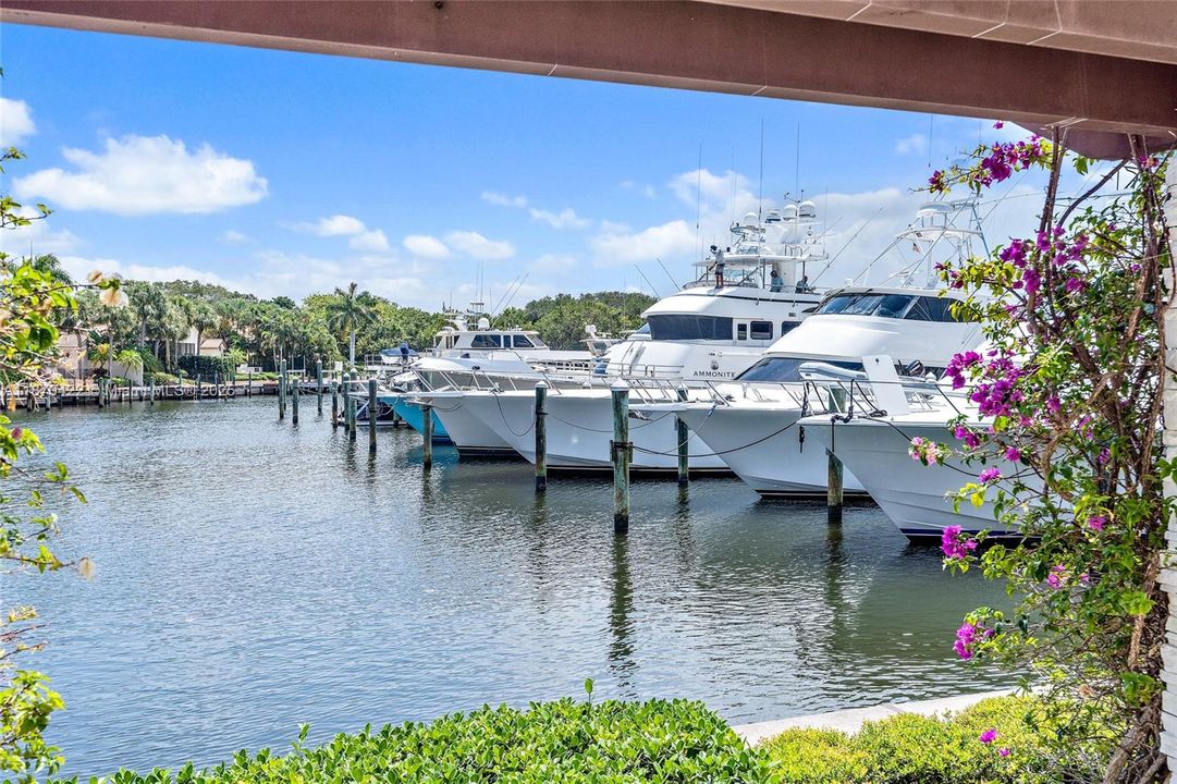 Vendido Recientemente: $4,750,000 (3 camas, 3 baños, 3937 Pies cuadrados)