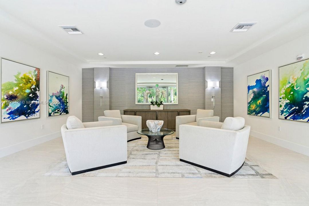 Vendido Recientemente: $4,750,000 (3 camas, 3 baños, 3937 Pies cuadrados)