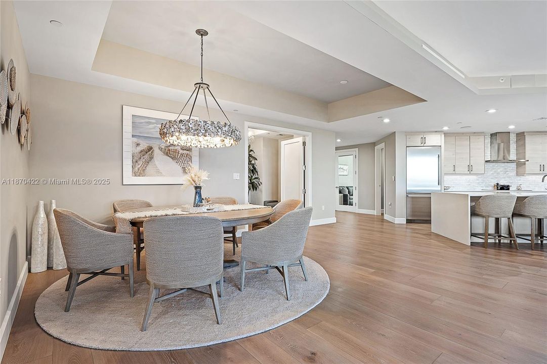 Vendido Recientemente: $4,750,000 (3 camas, 3 baños, 3937 Pies cuadrados)