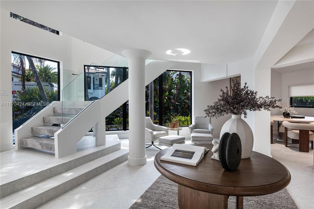 Activo con contrato: $3,747,000 (5 camas, 5 baños, 3747 Pies cuadrados)
