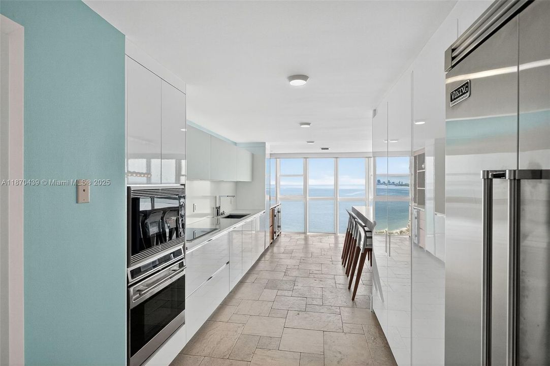 待售: $3,995,000 (3 贝兹, 3 浴室, 3711 平方英尺)