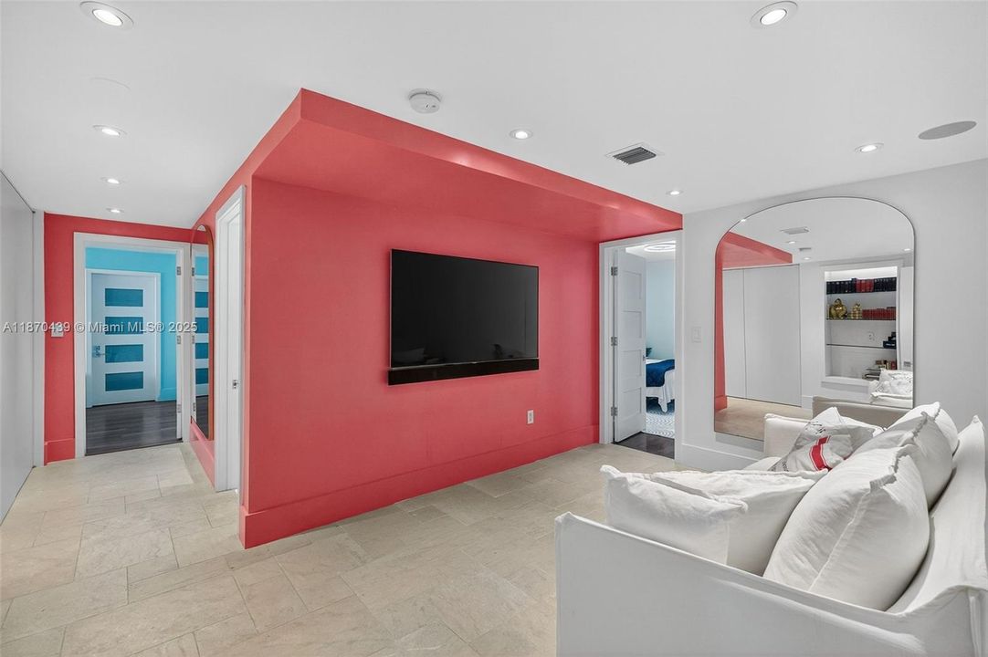 待售: $3,995,000 (3 贝兹, 3 浴室, 3711 平方英尺)