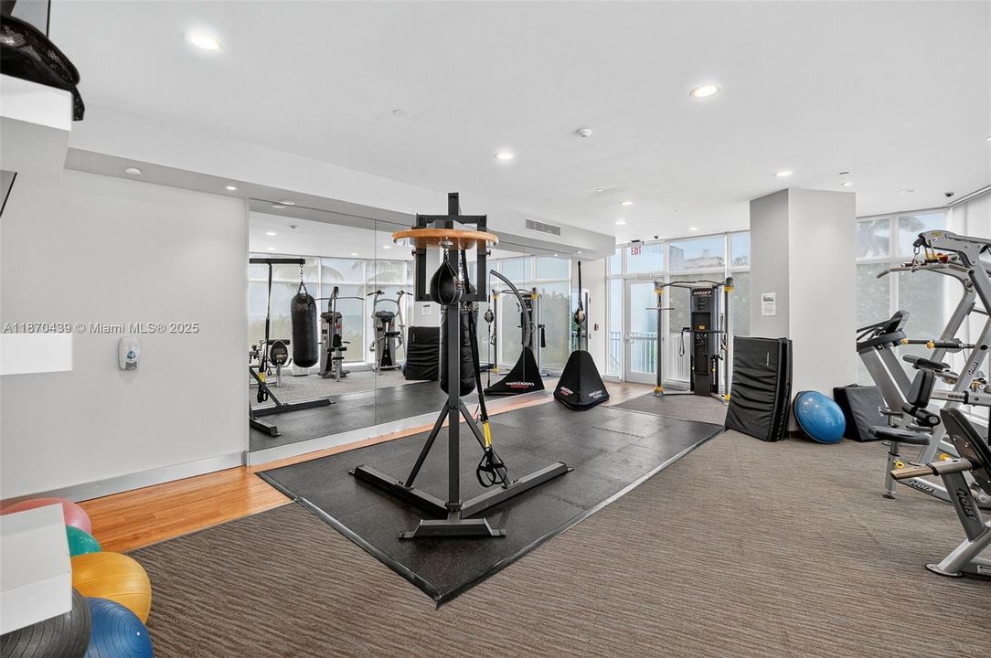 待售: $3,995,000 (3 贝兹, 3 浴室, 3711 平方英尺)