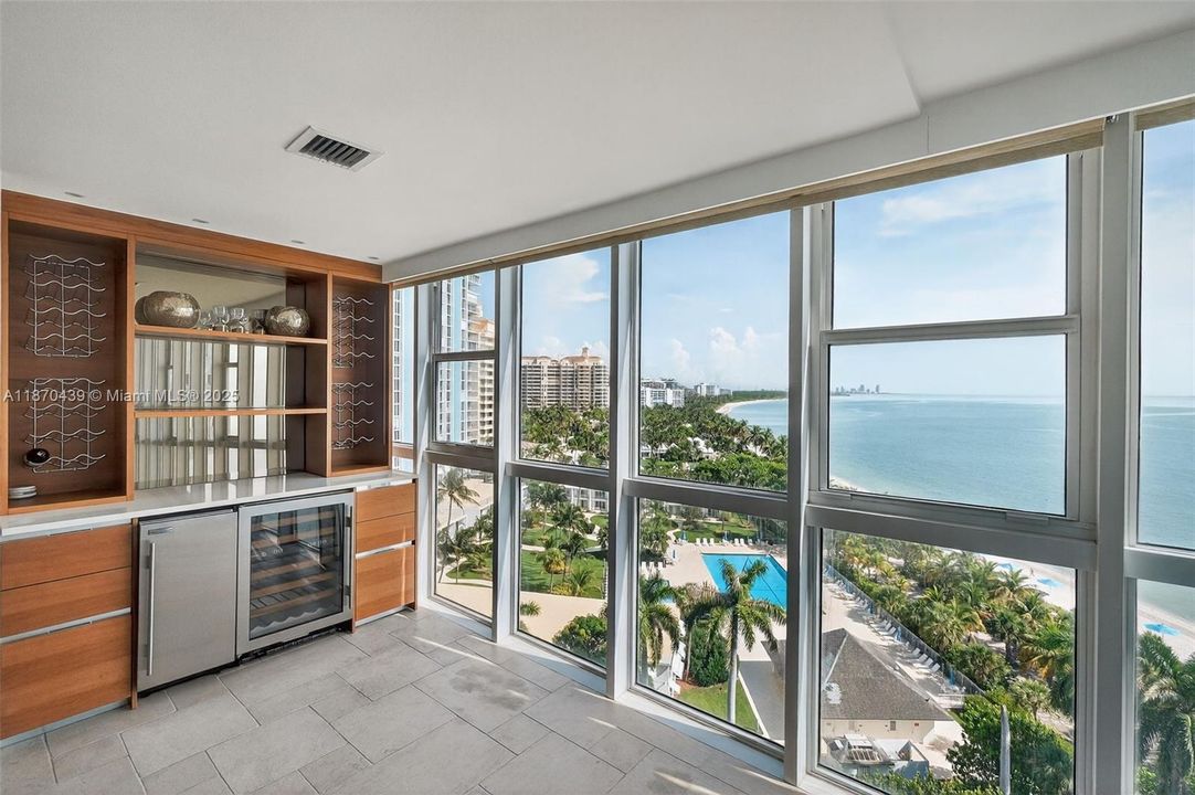 待售: $3,995,000 (3 贝兹, 3 浴室, 3711 平方英尺)