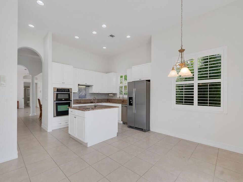 NOOK TO KITCHEN