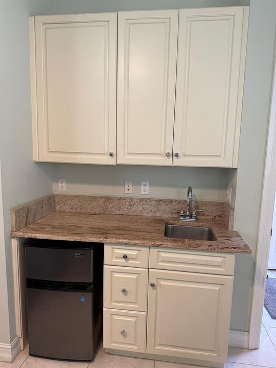 CABANA BAR AND SINK