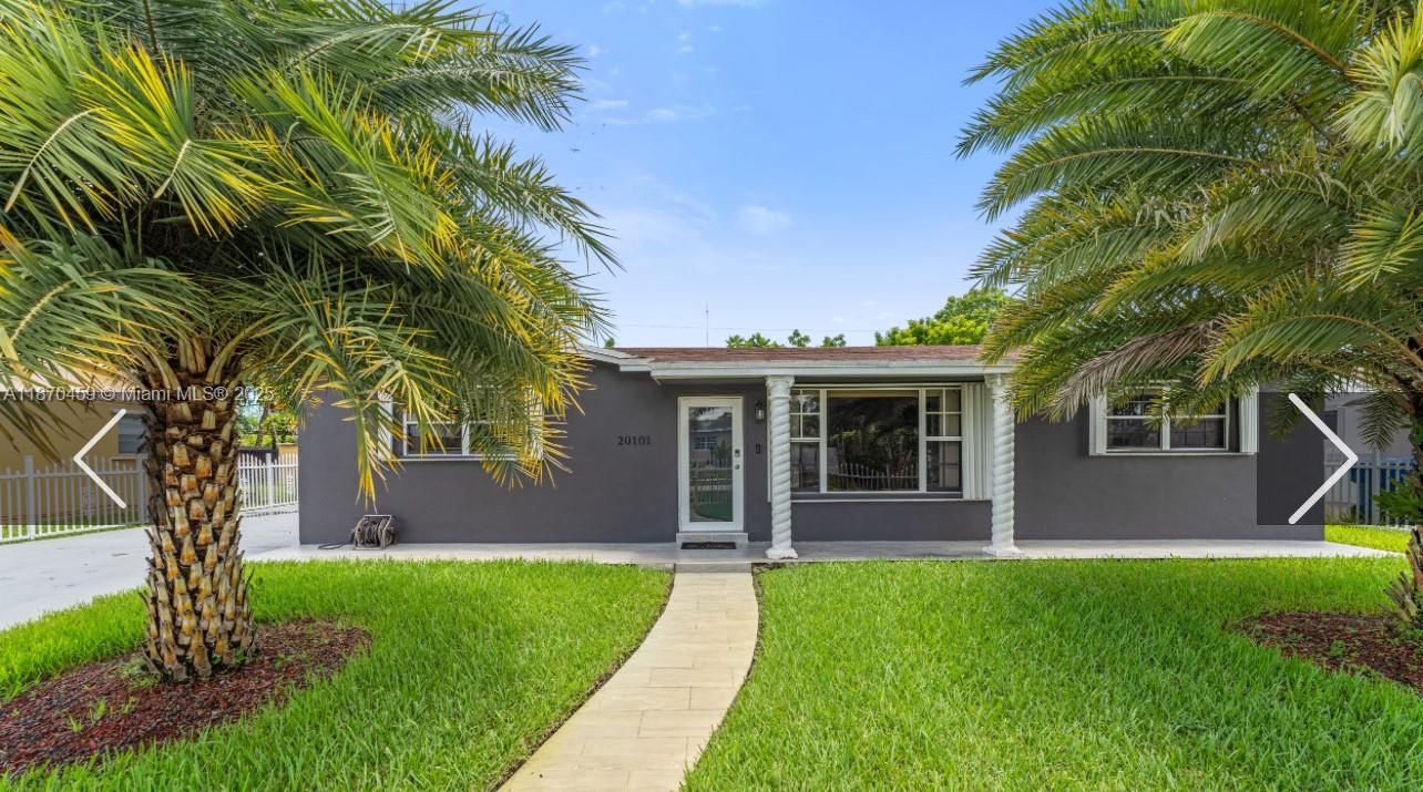 Recently Sold: $599,000 (3 beds, 2 baths, 1571 Square Feet)