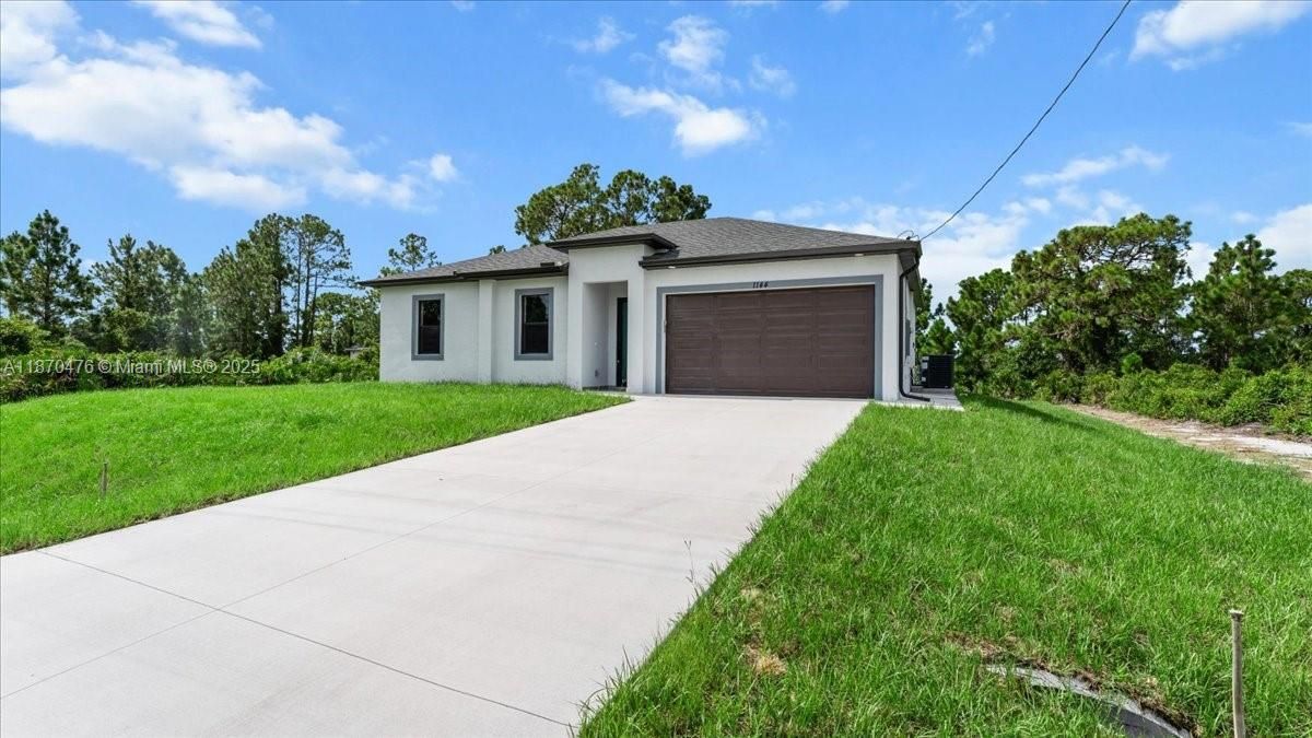 Vendido Recientemente: $289,999 (3 camas, 2 baños, 1270 Pies cuadrados)