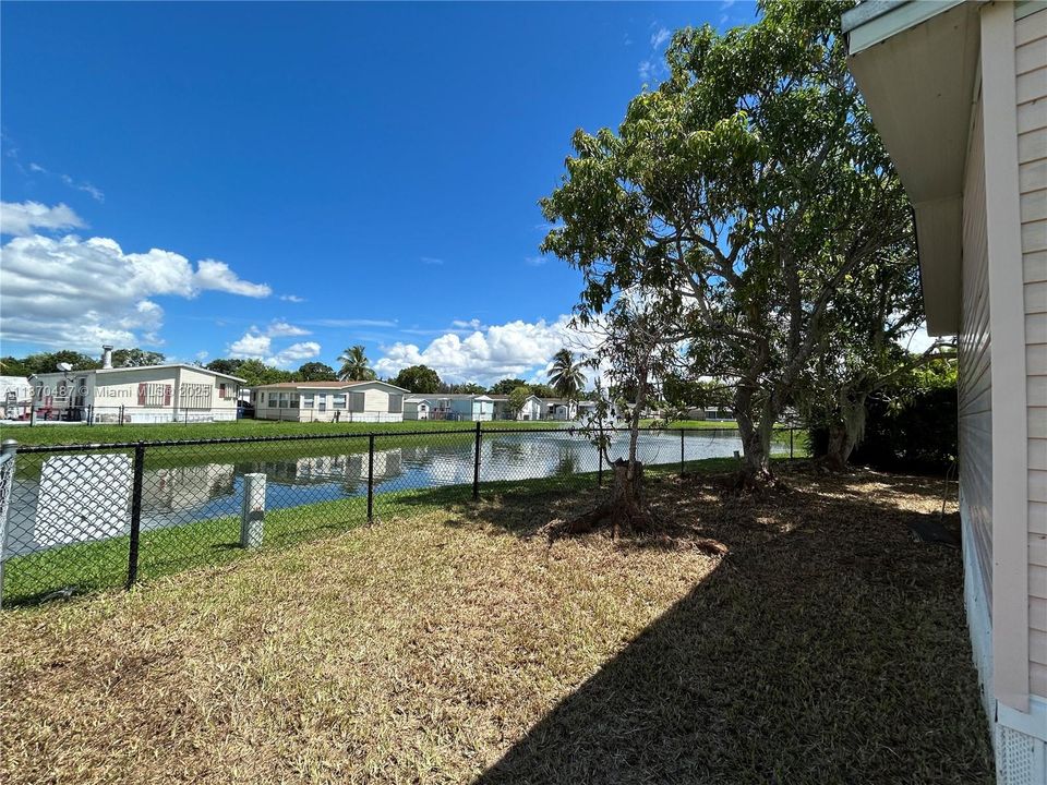 Active With Contract: $219,000 (4 beds, 2 baths, 1690 Square Feet)