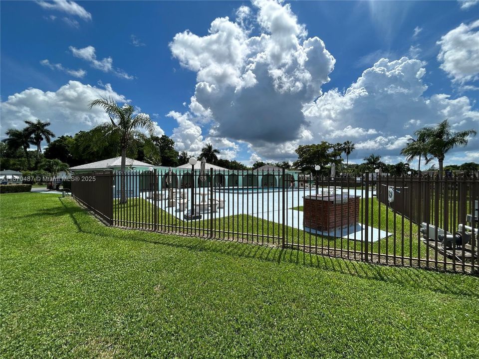 Active With Contract: $219,000 (4 beds, 2 baths, 1690 Square Feet)