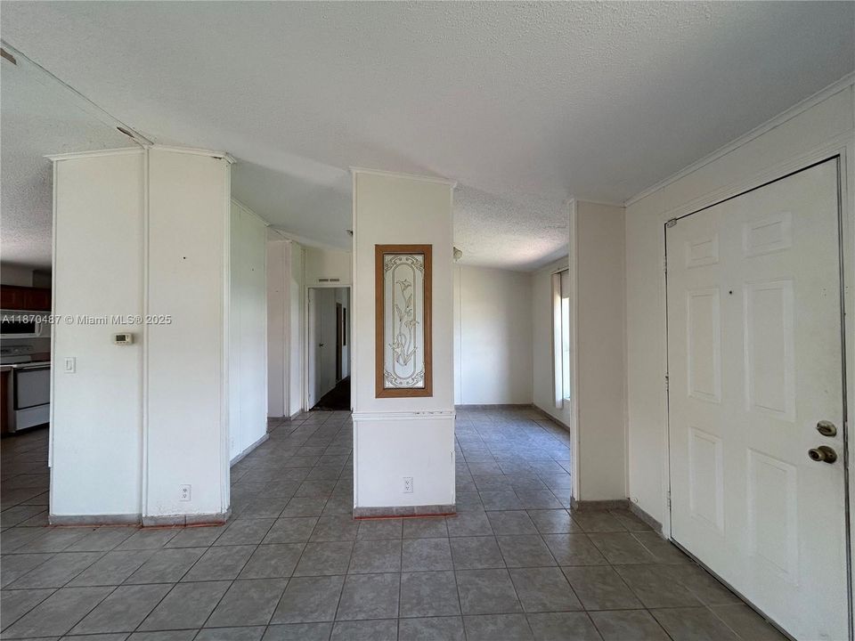 Active With Contract: $219,000 (4 beds, 2 baths, 1690 Square Feet)