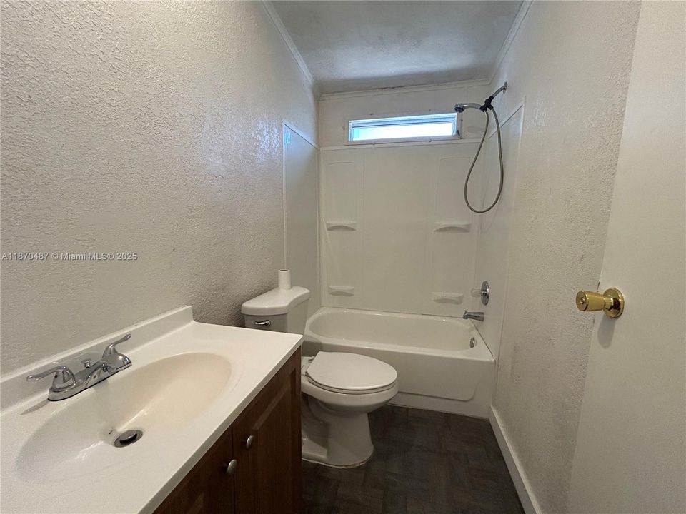 Active With Contract: $219,000 (4 beds, 2 baths, 1690 Square Feet)