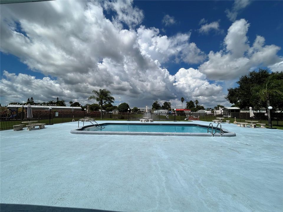 Active With Contract: $219,000 (4 beds, 2 baths, 1690 Square Feet)