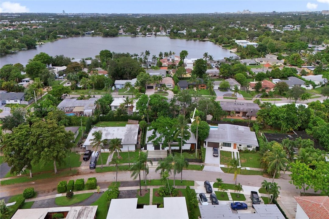 En Renta: $14,000 (5 camas, 4 baños, 2084 Pies cuadrados)