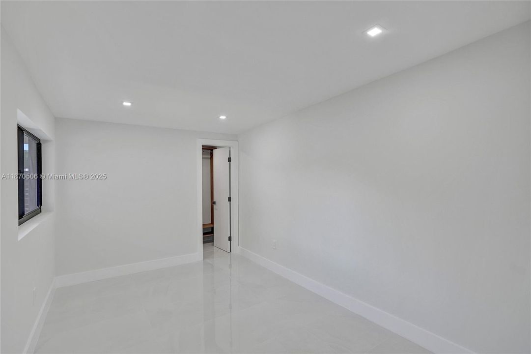 En Renta: $14,000 (5 camas, 4 baños, 2084 Pies cuadrados)