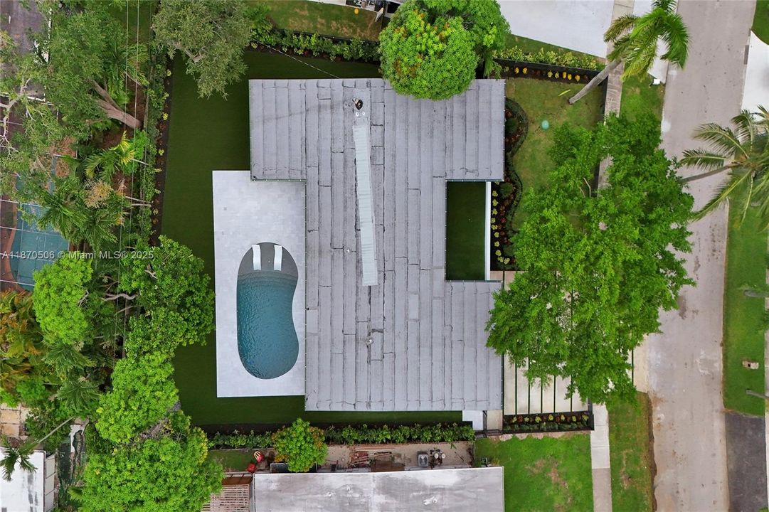 En Renta: $14,000 (5 camas, 4 baños, 2084 Pies cuadrados)