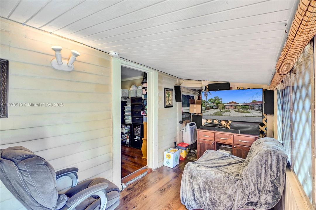 For Sale: $510,000 (0 beds, 0 baths, 1558 Square Feet)