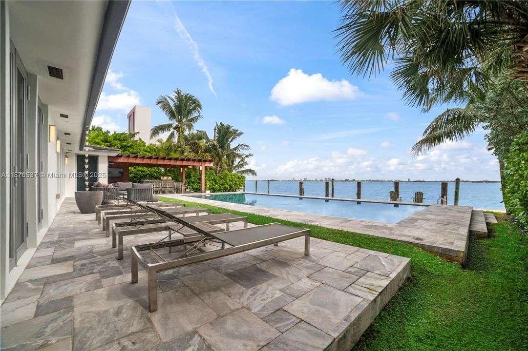 For Sale: $10,950,000 (4 beds, 4 baths, 4225 Square Feet)