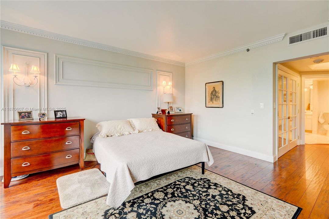 待售: $475,000 (2 贝兹, 2 浴室, 1560 平方英尺)