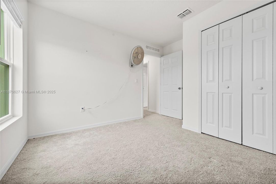 最近租的: $2,300 (2 贝兹, 2 浴室, 1230 平方英尺)