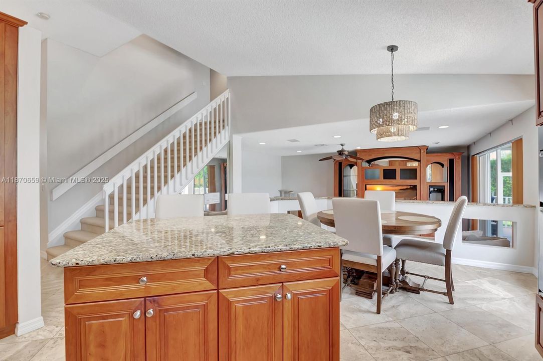 Active With Contract: $5,700 (4 beds, 3 baths, 2676 Square Feet)