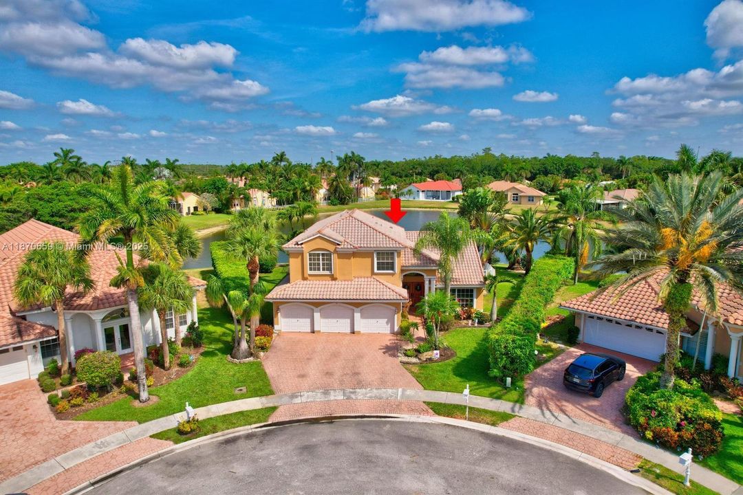 Active With Contract: $5,700 (4 beds, 3 baths, 2676 Square Feet)