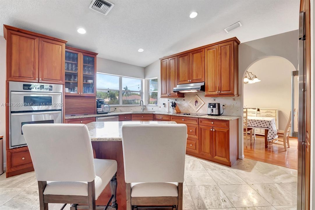 Active With Contract: $5,700 (4 beds, 3 baths, 2676 Square Feet)