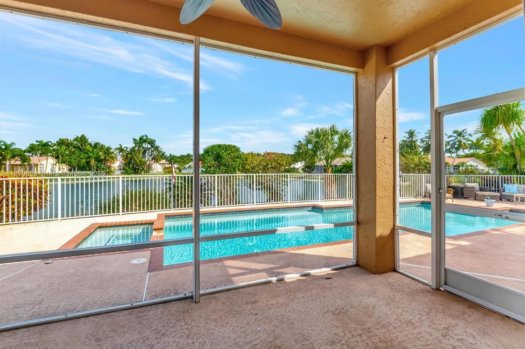 Active With Contract: $5,700 (4 beds, 3 baths, 2676 Square Feet)