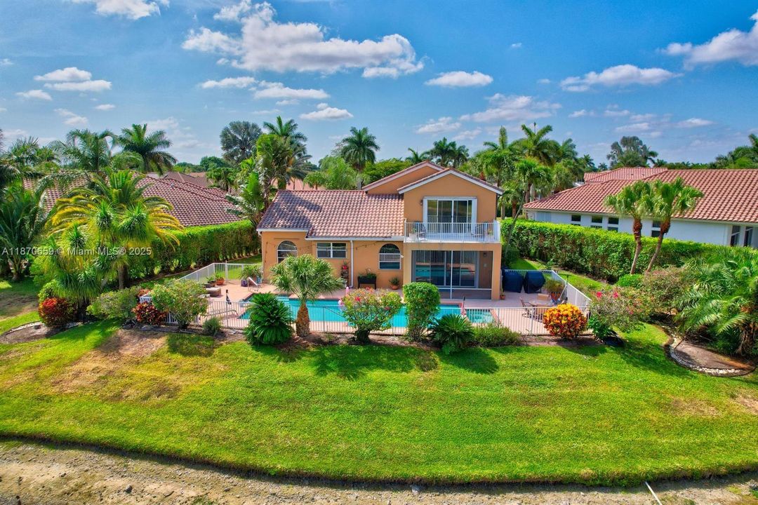 Active With Contract: $5,700 (4 beds, 3 baths, 2676 Square Feet)