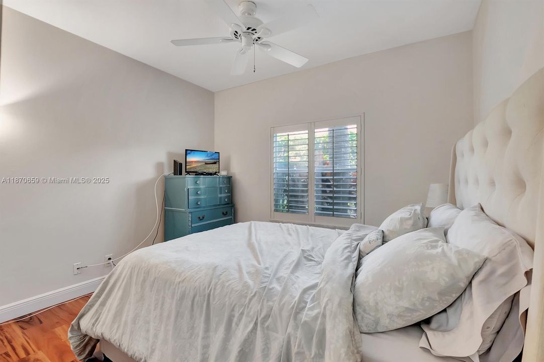 Active With Contract: $5,700 (4 beds, 3 baths, 2676 Square Feet)