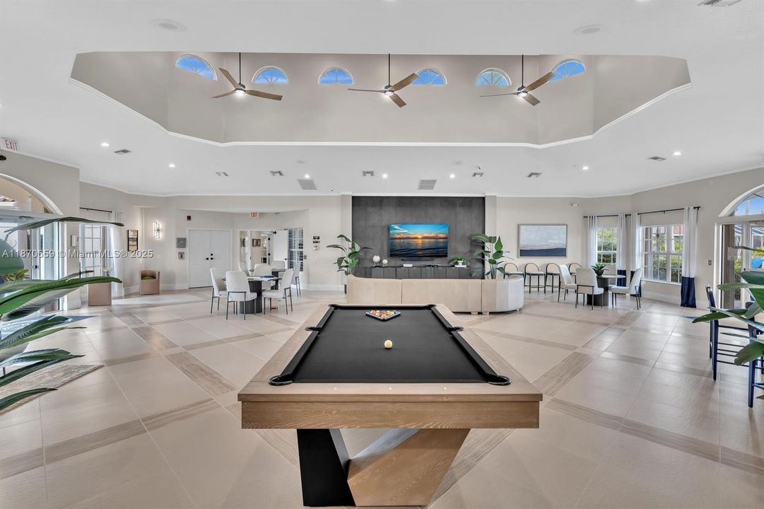 Active With Contract: $5,700 (4 beds, 3 baths, 2676 Square Feet)