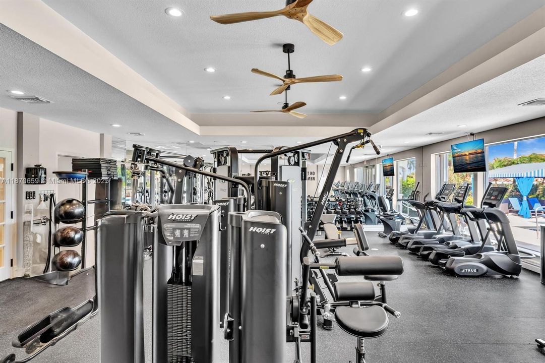 Active With Contract: $5,700 (4 beds, 3 baths, 2676 Square Feet)