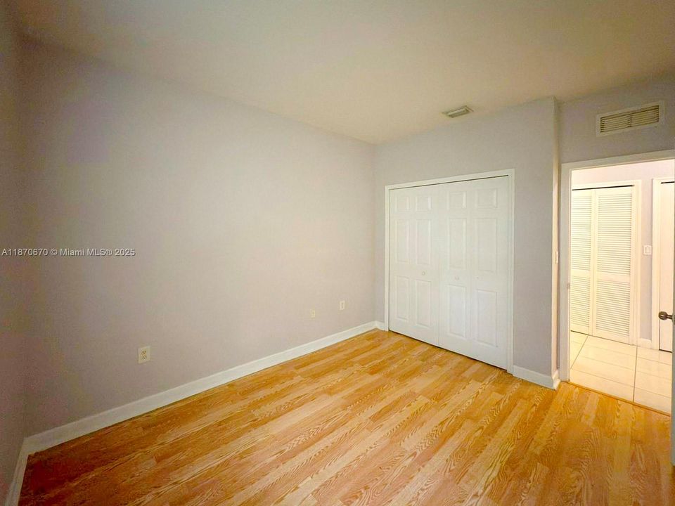 For Sale: $240,000 (3 beds, 2 baths, 1182 Square Feet)