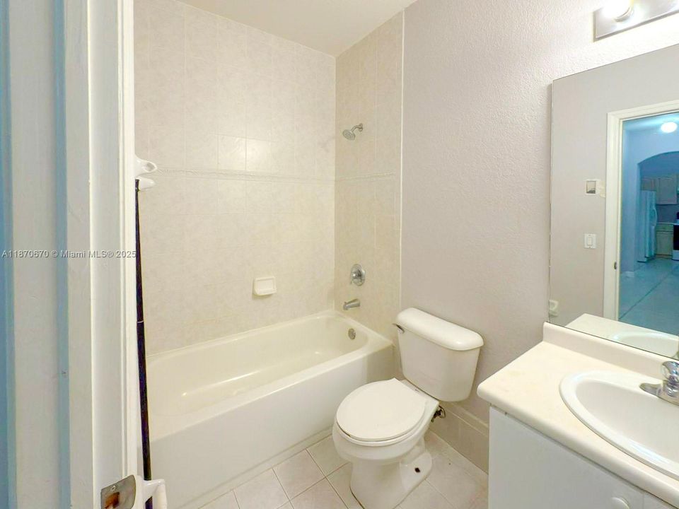 For Sale: $240,000 (3 beds, 2 baths, 1182 Square Feet)