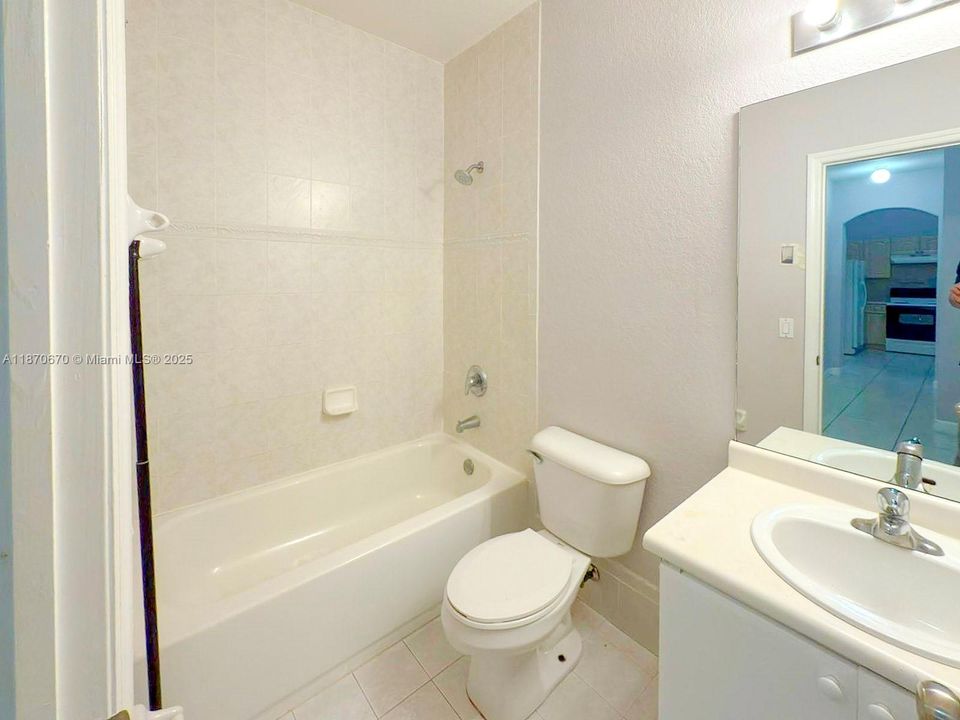 For Sale: $240,000 (3 beds, 2 baths, 1182 Square Feet)