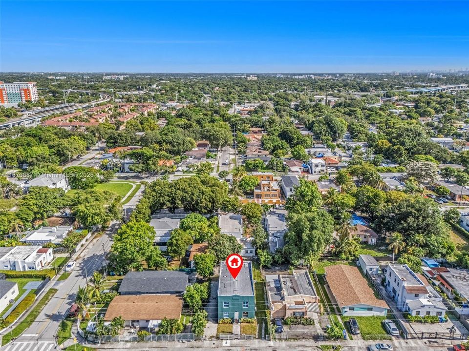 待售: $1,350,000 (0 贝兹, 0 浴室, 2904 平方英尺)