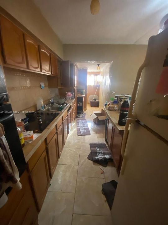 Activo con contrato: $375,000 (3 camas, 2 baños, 1205 Pies cuadrados)