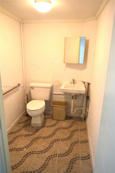 出租: $25 (0 贝兹, 0 浴室, 0 平方英尺)