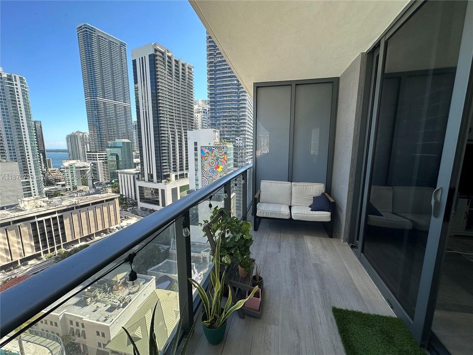 Recientemente alquilado: $3,900 (1 camas, 2 baños, 792 Pies cuadrados)