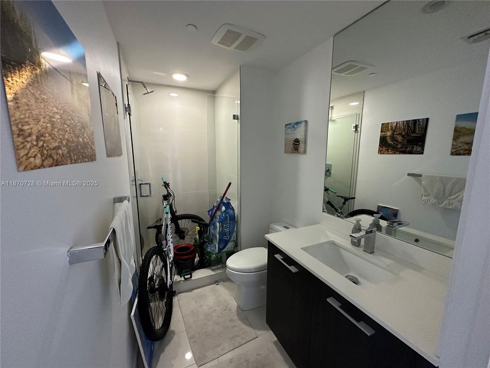 Recientemente alquilado: $3,900 (1 camas, 2 baños, 792 Pies cuadrados)